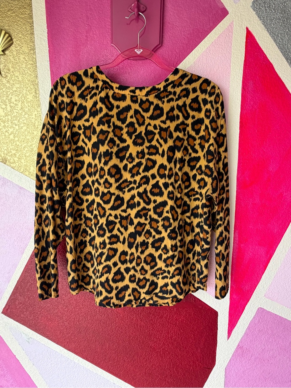 Adam Douglass Vintage 100% Silk Leopard Print Long Sleeve Top Sz M